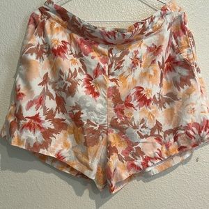 Abercrombie Women's Linen-Blend‎ shorts